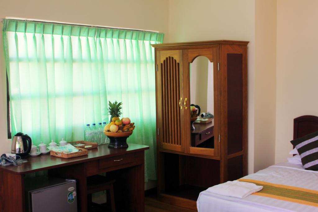 Golden Dream Hotel Nyaung Shwe Room photo