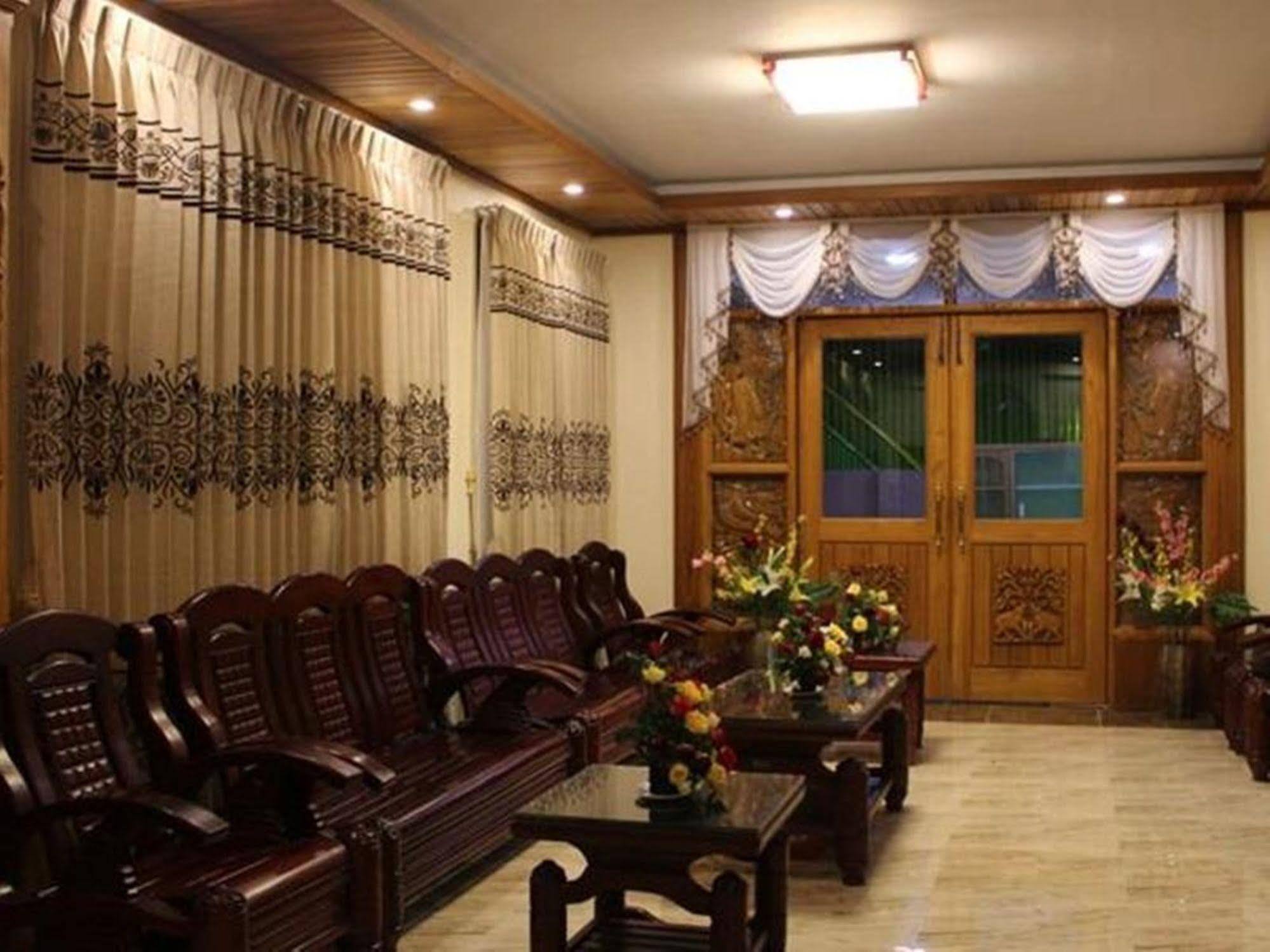 Golden Dream Hotel Nyaung Shwe Exterior photo