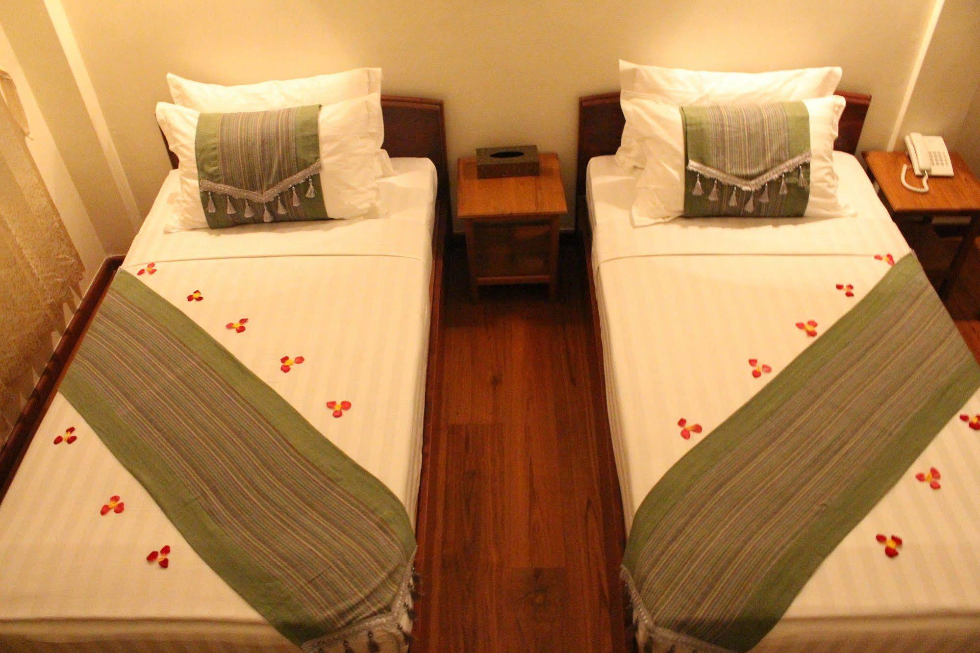 Golden Dream Hotel Nyaung Shwe Exterior photo
