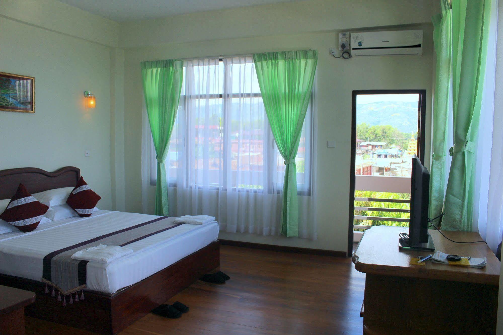 Golden Dream Hotel Nyaung Shwe Exterior photo