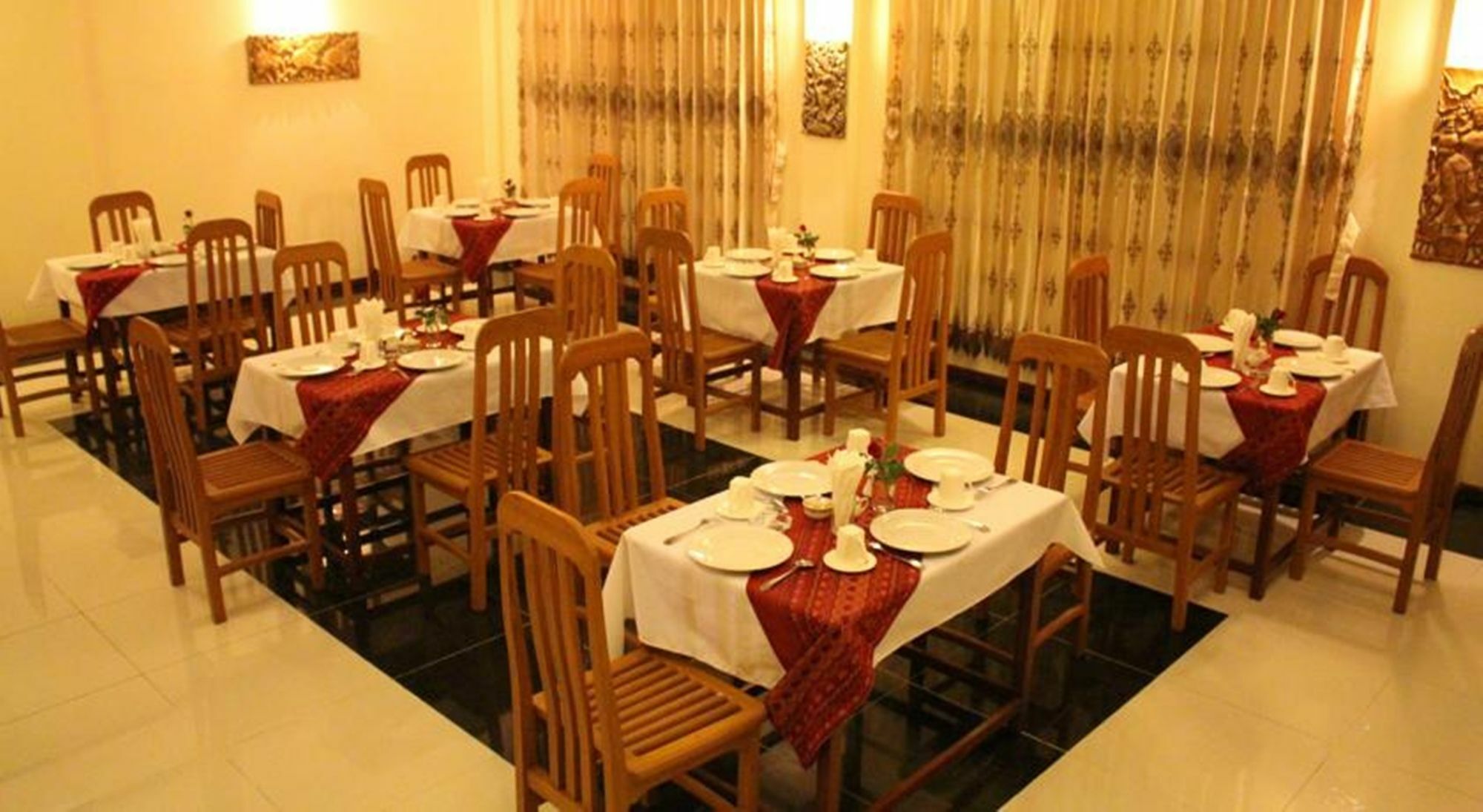 Golden Dream Hotel Nyaung Shwe Exterior photo